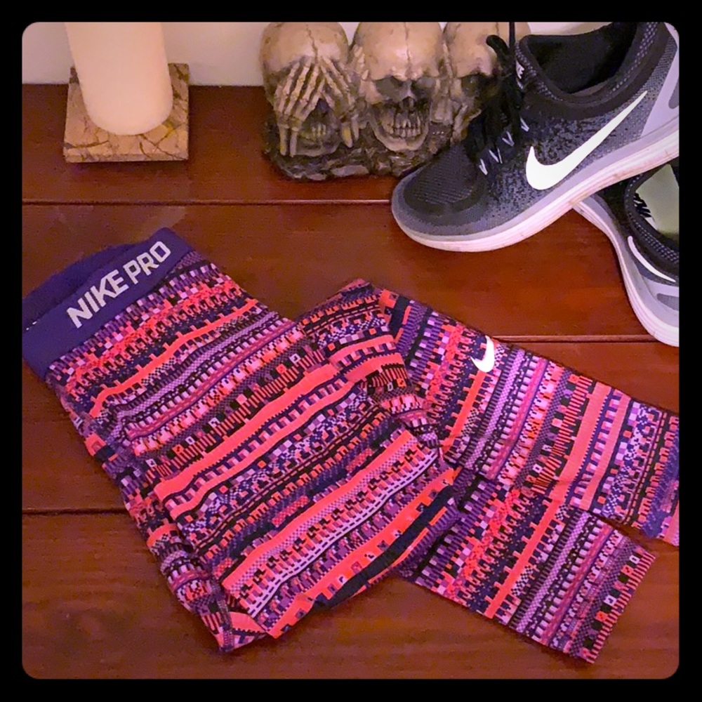 NIKE PRO workout leggings, NWOT